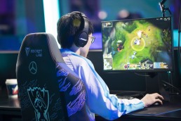 Mercedes-Benz präsentiert die Siegerehrung der League of Legends World Championships 2020