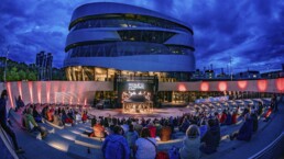 Stadtkultur am Mercedes-Benz Museum
