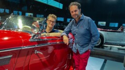 Das Mercedes-Benz Museum heißt seinen 13 milionsten Besucher wilkommen
