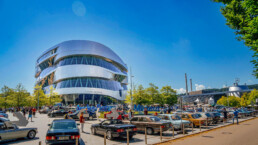 Markenoffenes Klassikertreffen Classics & Coffee am Mercedes-Benz Museum. Foto aus dem Jahr 2024. Foto: Thomas Niedermüller. (Fotosignatur der Archive von Mercedes-Benz Classic: D840327)