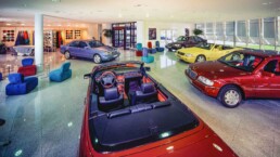 Mercedes-Benz designo Beratungszentrum im Kundencenter des Werks Sindelfingen. Gesamtaufnahme. (Fotosignatur der Archive von Mercedes-Benz Classic: A95F3090)