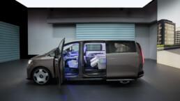 Der neue vollelektrische Mercedes-Benz VLE - Die Angaben sind vorläufig und wurden intern nach Maßgabe der Zertifizierungsmethode „WLTP-Prüfverfahren“ ermittelt. Es liegen bislang weder eine EG-Typgenehmigung noch eine Konformitätsbescheinigung mit amtlichen Werten vor. Abweichungen zwischen den Angaben und den amtlichen Werten sind möglich.