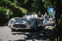 Mercedes-Benz Classic beim FuoriConcorso am Comer See, 16. bis 17. Mai 2026. Mercedes-Benz 300 SLR (W 196 S, 1955) im „Starting Grid“ auf dem Gelände der Villa del Grumello. Foto: Michel Ginsberg.