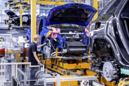 Erfolgreicher Produktionshochlauf des neuen elektrischen GLC im Mercedes-Benz Werk Bremen