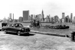 Mercedes-Benz in aller Welt: Mercedes-Benz 180 „Ponton“ in New York, 1962. (Fotosignatur der Archive von Mercedes-Benz Classic: U7173)