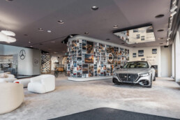 Mercedes-Benz Studio Odeonsplatz in München, Deutschland, 2026.