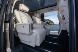 Der neue elektrische Mercedes-Benz VLE / Presse Test Drive Bilbao, Spain (Mercedes-Benz VLE 300 elektrisch | Energieverbrauch kombiniert: 20,7–18,4 kWh/100 km | CO₂-Emissionen kombiniert: 0 g/km | CO₂-Klasse: A);Mercedes-Benz VLE 300 elektrisch | Energieverbrauch kombiniert: 20,7–18,4 kWh/100 km | CO₂-Emissionen kombiniert: 0 g/km | CO₂-Klasse: A*