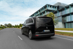 Der neue elektrische Mercedes-Benz VLE / Presse Test Drive Bilbao, Spain (Mercedes-Benz VLE 300 elektrisch | Energieverbrauch kombiniert: 20,7–18,4 kWh/100 km | CO₂-Emissionen kombiniert: 0 g/km | CO₂-Klasse: A);Mercedes-Benz VLE 300 elektrisch | Energieverbrauch kombiniert: 20,7–18,4 kWh/100 km | CO₂-Emissionen kombiniert: 0 g/km | CO₂-Klasse: A*