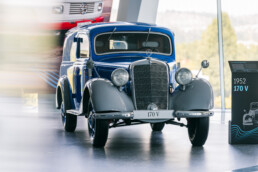 Mercedes-Benz Museum, Sonderausstellung „130 Jahre Nutzfahrzeuge“. Mercedes-Benz 170 V Servicefahrzeug von 1952 mit einem werkseigenen Aufbau als Kasten-Lieferwagen. Foto: Florian Schmucker