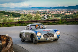 Mercedes-Benz Classic bei der 1000 Miglia. Fahraufnahme aus dem Jahr 2017 des 300 SL Rennsportwagens (W 194), mit dem Rudolf Caracciola und Paul Kurrle bei der Mille Miglia 1952 auf Platz vier ins Ziel kommen. (Fotosignatur der Archive von Mercedes-Benz Classic: D381987)