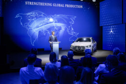 Eröffnung der Werkserweiterung und Start der Produktion der neuen elektrischen Mercedes-Benz C-Klasse im Mercedes-Benz Werk Kecskemét (Ungarn), Michael Schiebe, Mitglied des Vorstands der Mercedes-Benz Group AG, verantwortlich für Produktion, Qualität & Supply Chain Management;Mercedes-Benz C 400 4MATIC elektrisch | Energieverbrauch kombiniert: 18,6-14,2 kWh/100 km | CO₂-Emissionen kombiniert: 0 g/km | CO₂-Klasse: A*