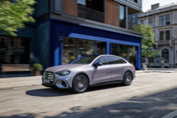 Mercedes Benz C 300 4MATIC elektrisch | kombinierter Energieverbrauch: 17,8 14,1 kWh/100 km | kombinierte CO₂ Emissionen: 0 g/km | CO₂ Klasse: A;Mercedes Benz C 300 4MATIC elektrisch | kombinierter Energieverbrauch: 17,8 14,1 kWh/100 km | kombinierte CO₂ Emissionen: 0 g/km | CO₂ Klasse: A*
