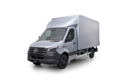 eSprinter Fahrgestell mit „Aerobox“ Trockenfrachtkoffer von Spier GmbH & Co. Fahrzeugwerk KG
